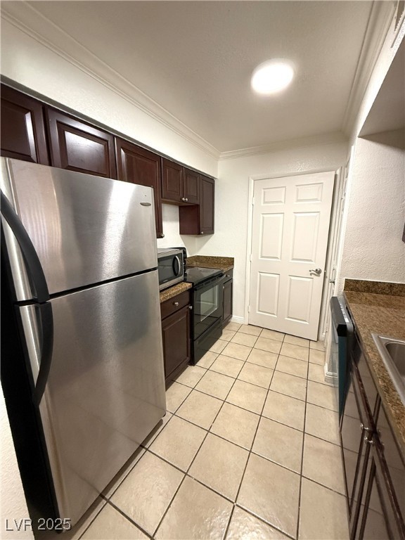 Las Vegas, Nevada 89147, United States, 2 Bedrooms Bedrooms, ,2 BathroomsBathrooms,Residential,Active,250185