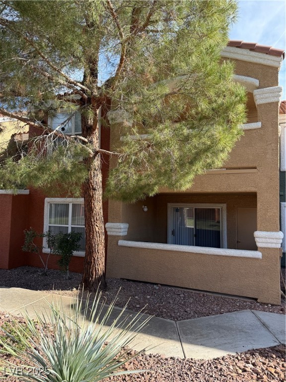 Las Vegas, Nevada 89147, United States, 2 Bedrooms Bedrooms, ,2 BathroomsBathrooms,Residential,Active,250185