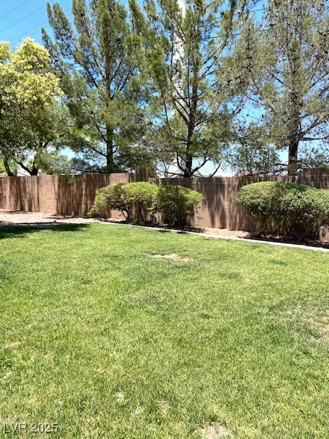 Las Vegas, Nevada 89147, United States, 2 Bedrooms Bedrooms, ,2 BathroomsBathrooms,Residential,Active,250185