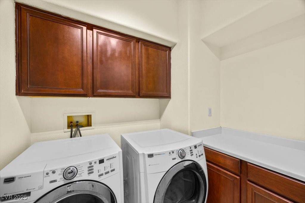 Las Vegas, Nevada 89178, United States, 4 Bedrooms Bedrooms, ,3 BathroomsBathrooms,Residential,Active,237233