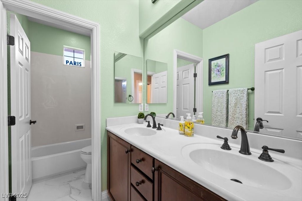 Las Vegas, Nevada 89178, United States, 4 Bedrooms Bedrooms, ,3 BathroomsBathrooms,Residential,Active,237233