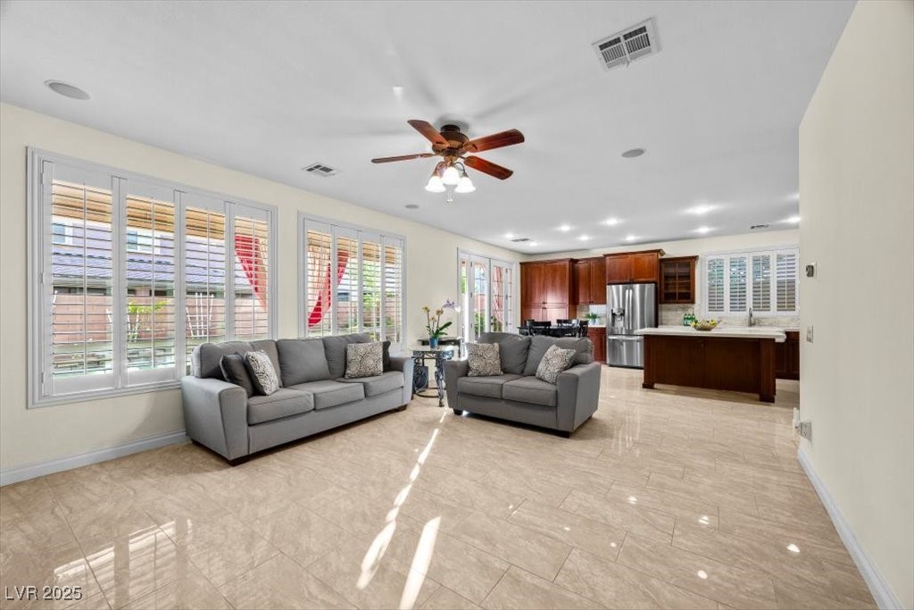 Las Vegas, Nevada 89178, United States, 4 Bedrooms Bedrooms, ,3 BathroomsBathrooms,Residential,Active,237233