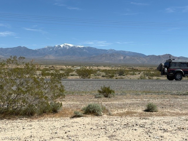 820 N Frontage Road