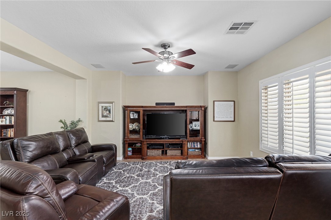 176 Jay Porter Avenue, Henderson, Nevada image 8