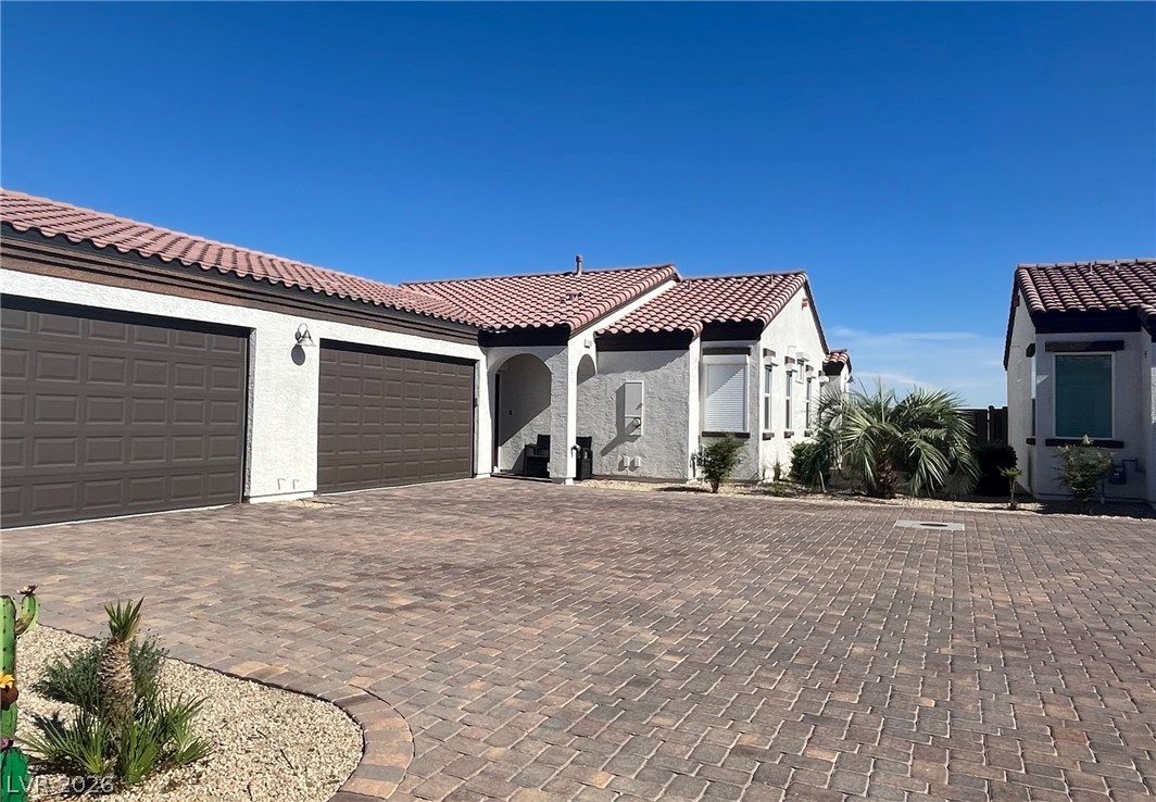 1533 Franklin Lane