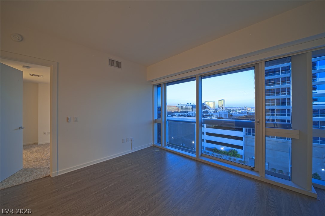 4471 Dean Martin Drive 705