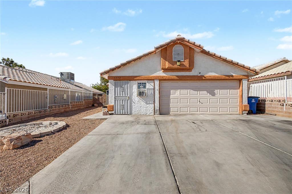 Photo of 6352 Gold Canyon Drive, Las Vegas, NV 89156 (MLS # 2811325)
