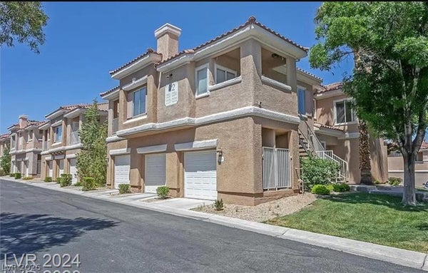 251 S GREEN VALLEY PKWY UNIT 2212, HENDERSON, NV 89012 - Image fd7a75b9a51549b9b31bf87d44c3fcb2/1989385208