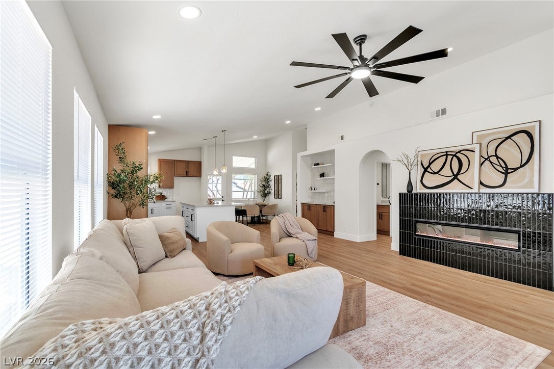 8220 Mt Brodie Circle
