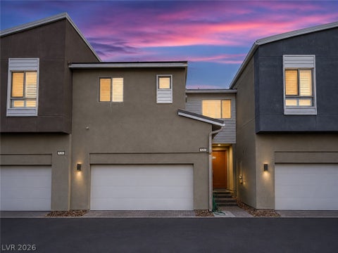 Townhouse For Rent - 9262 Desert Pearl Avenue<br/> Clark County, Las Vegas, NV 89148