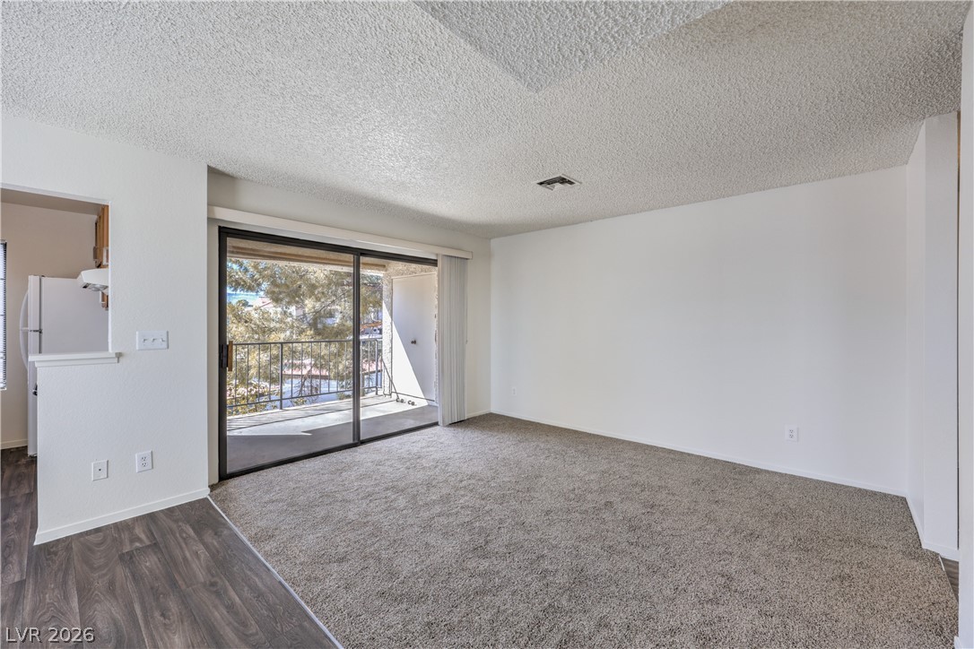 4824 Nara Vista Way 201
