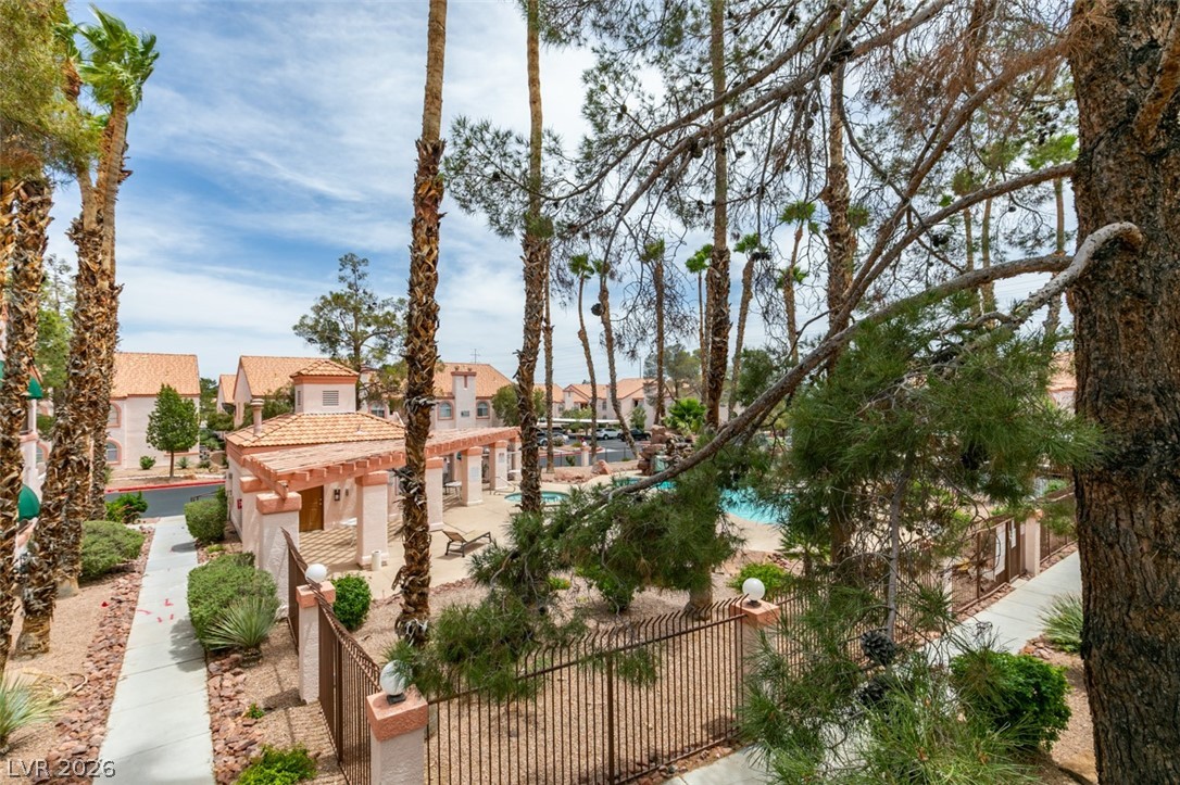 7570 W Flamingo Road 252
