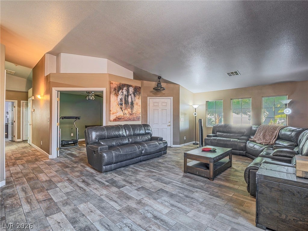 87 Rattlesnake Grass Court
