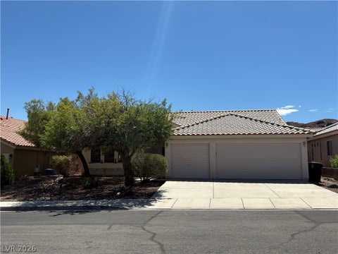 Homes For Sale - 87 Rattlesnake Grass Court<br/> Henderson, NV 89002