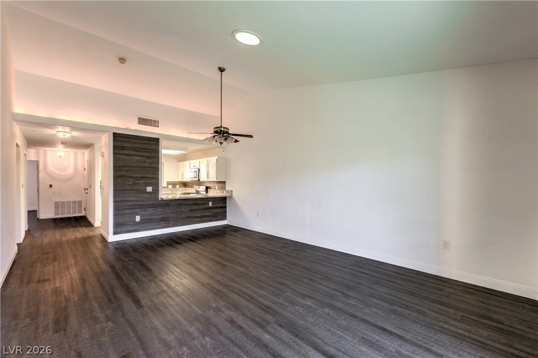 2851 S Valley View Boulevard 1100