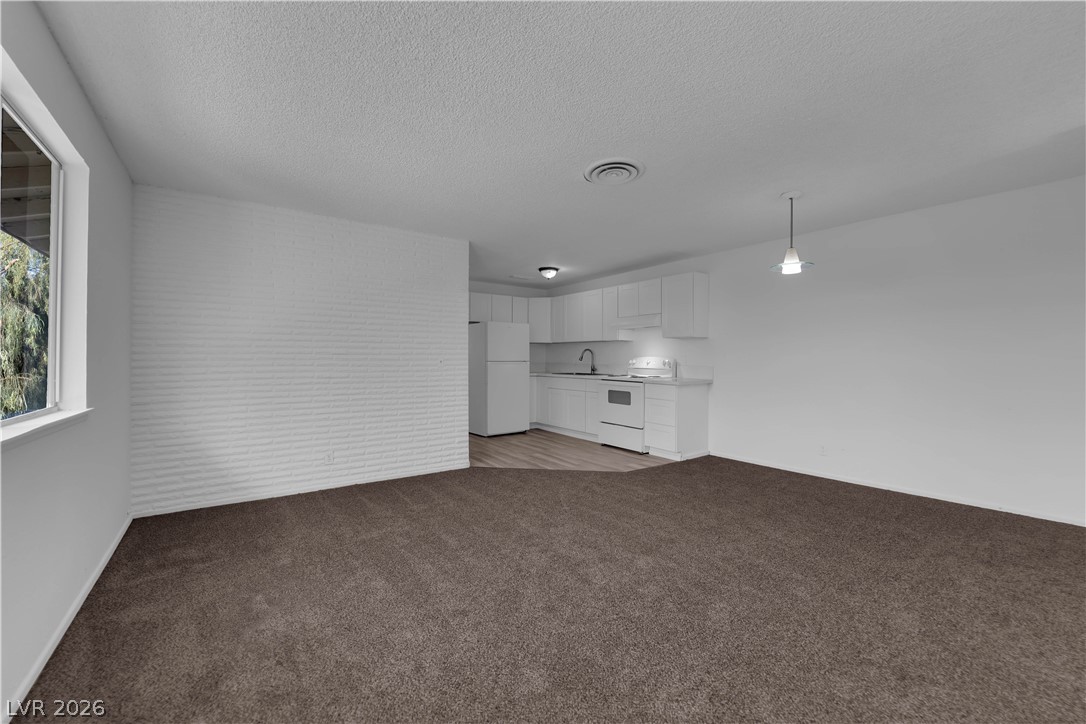 1453 Dorothy Avenue 4