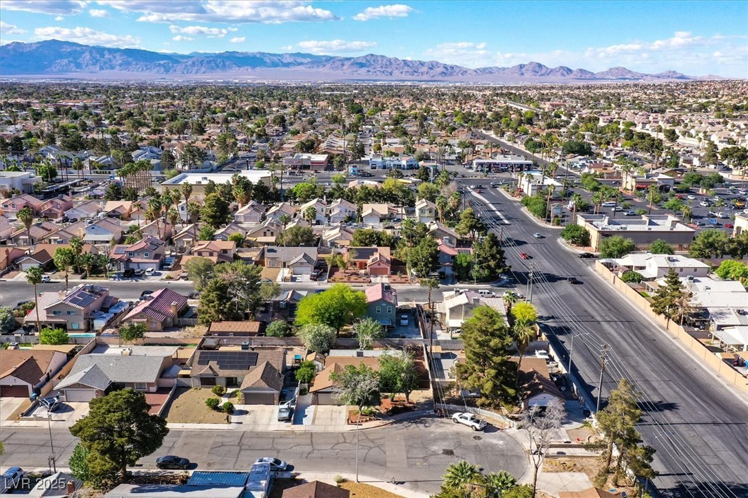 Las Vegas, Nevada 89142, United States, 3 Bedrooms Bedrooms, ,2 BathroomsBathrooms,Residential,Pending,119392