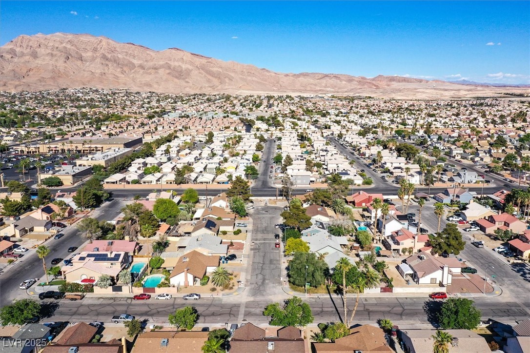 Las Vegas, Nevada 89142, United States, 3 Bedrooms Bedrooms, ,2 BathroomsBathrooms,Residential,Pending,119392