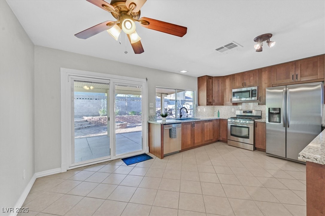 Las Vegas, Nevada 89142, United States, 3 Bedrooms Bedrooms, ,2 BathroomsBathrooms,Residential,Pending,119392