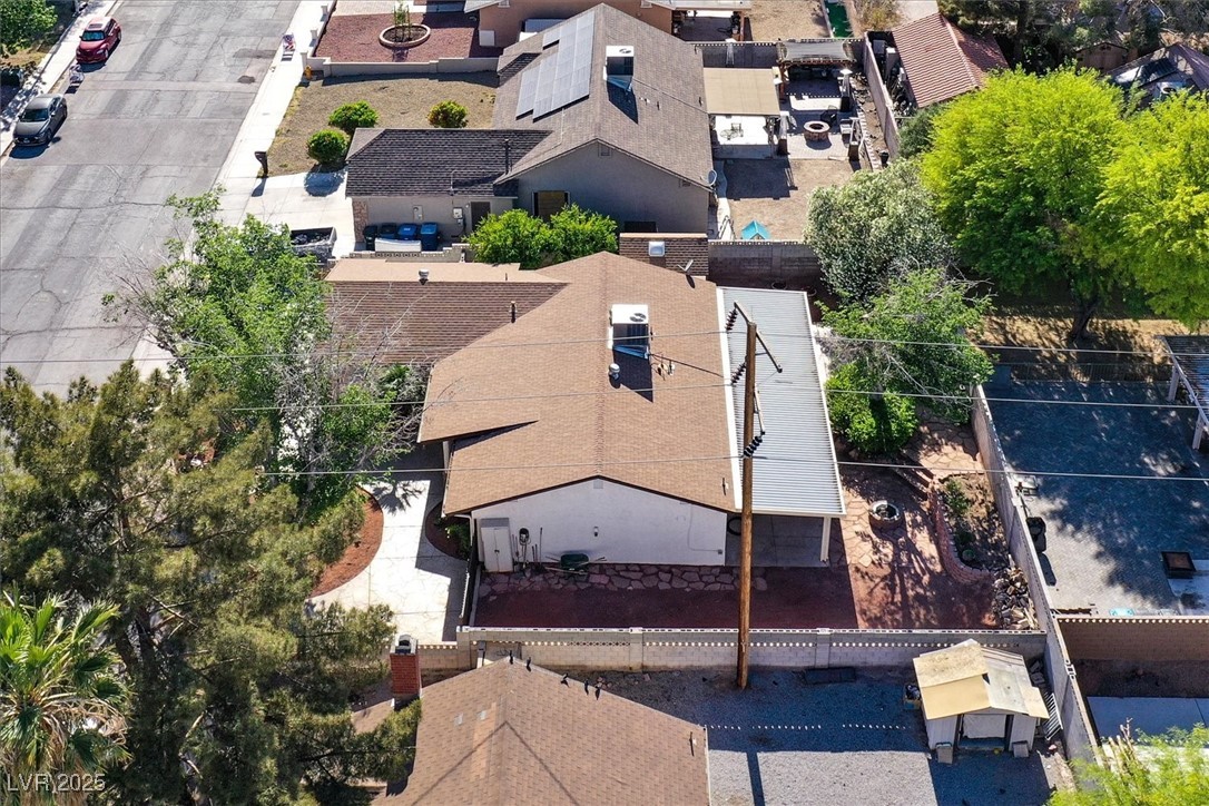 Las Vegas, Nevada 89142, United States, 3 Bedrooms Bedrooms, ,2 BathroomsBathrooms,Residential,Pending,119392