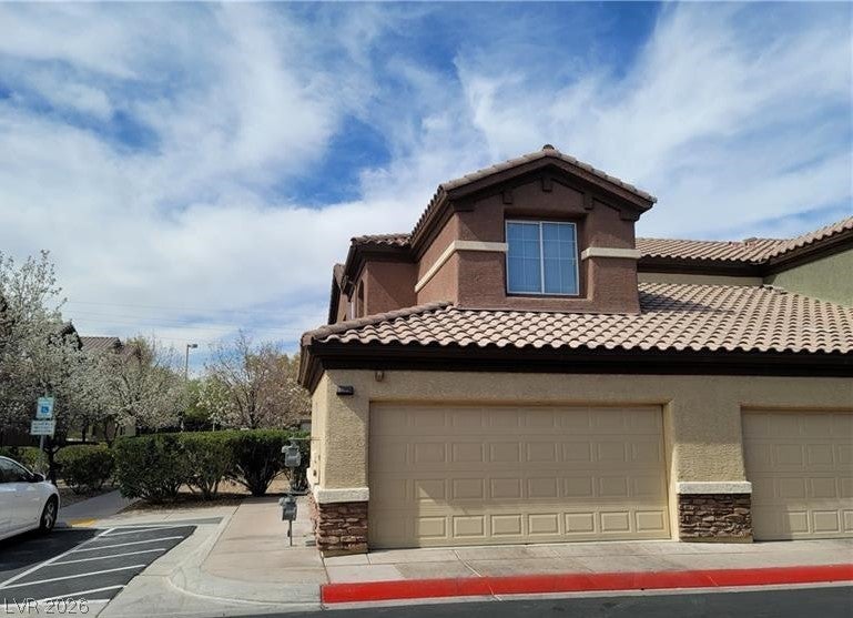 8324 W Charleston Boulevard 2033
