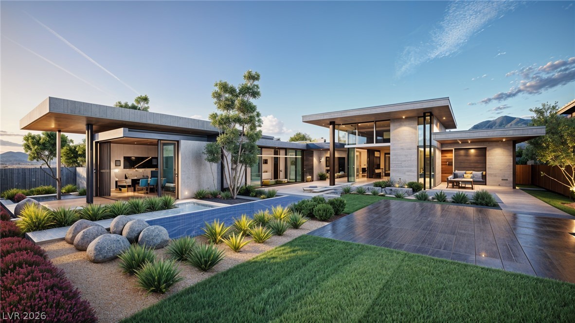 2 Climbing Canyon Drive