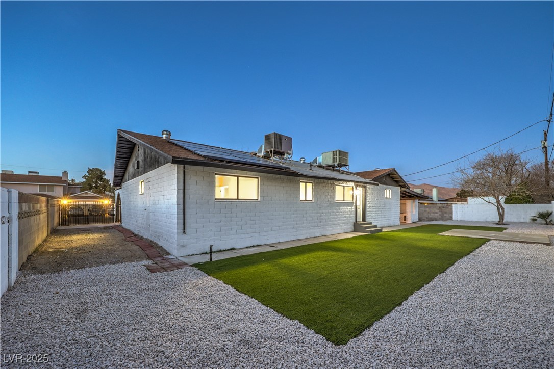 4667 E Boston Avenue, Las Vegas, Nevada image 32