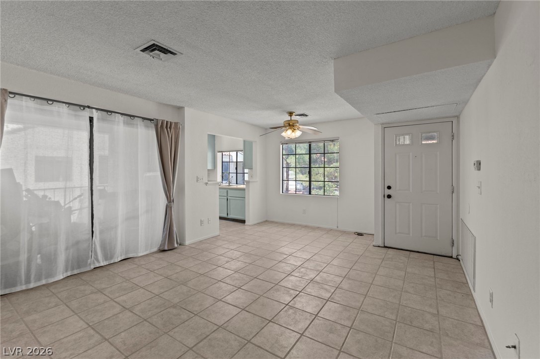 4718 Nara Vista Way 202