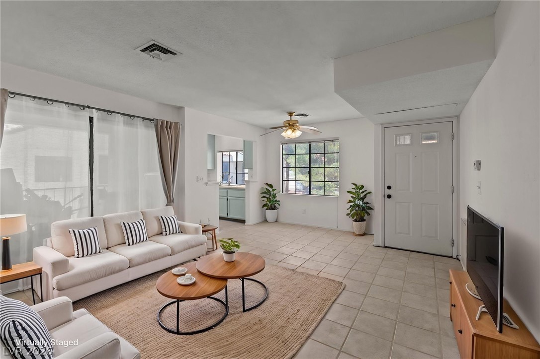 4718 Nara Vista Way 202