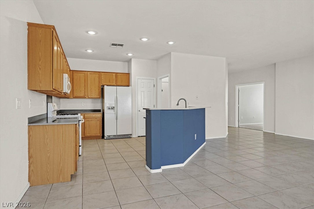2223 Twin Falls Drive