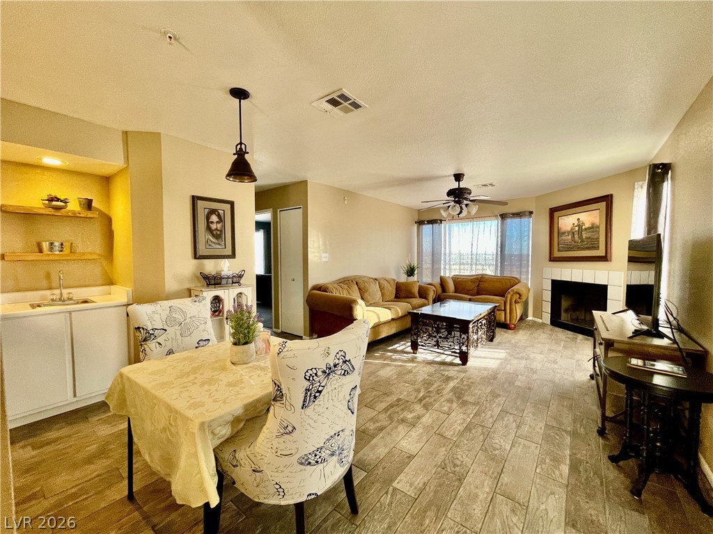 2040 Mesquite Lane 104
