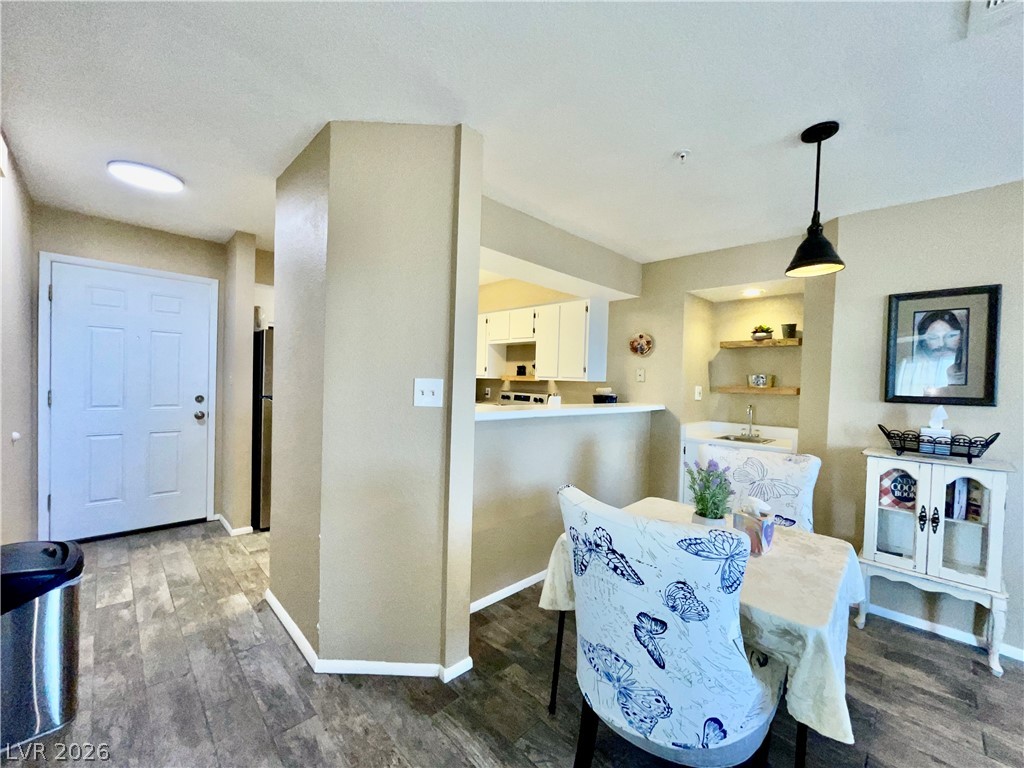 2040 Mesquite Lane 104