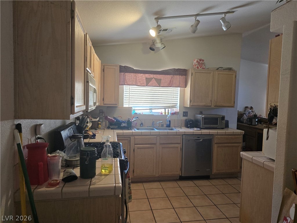 569 Truffles Street