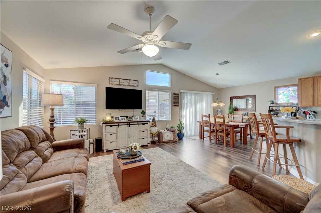 9241 Hidden Harbor Avenue