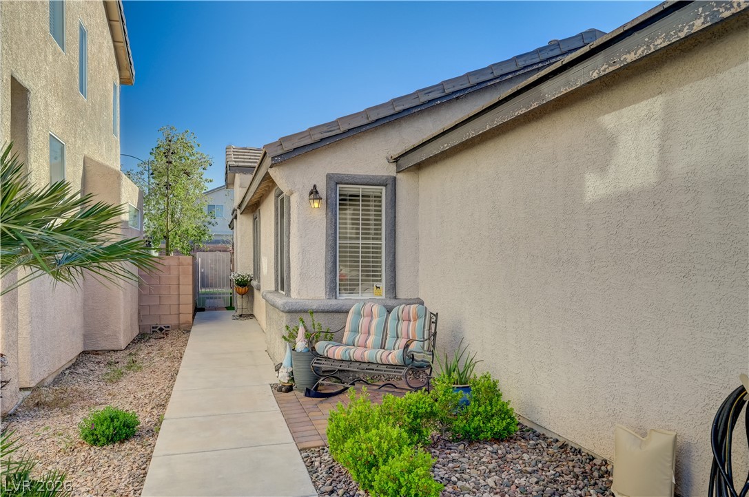 9241 Hidden Harbor Avenue