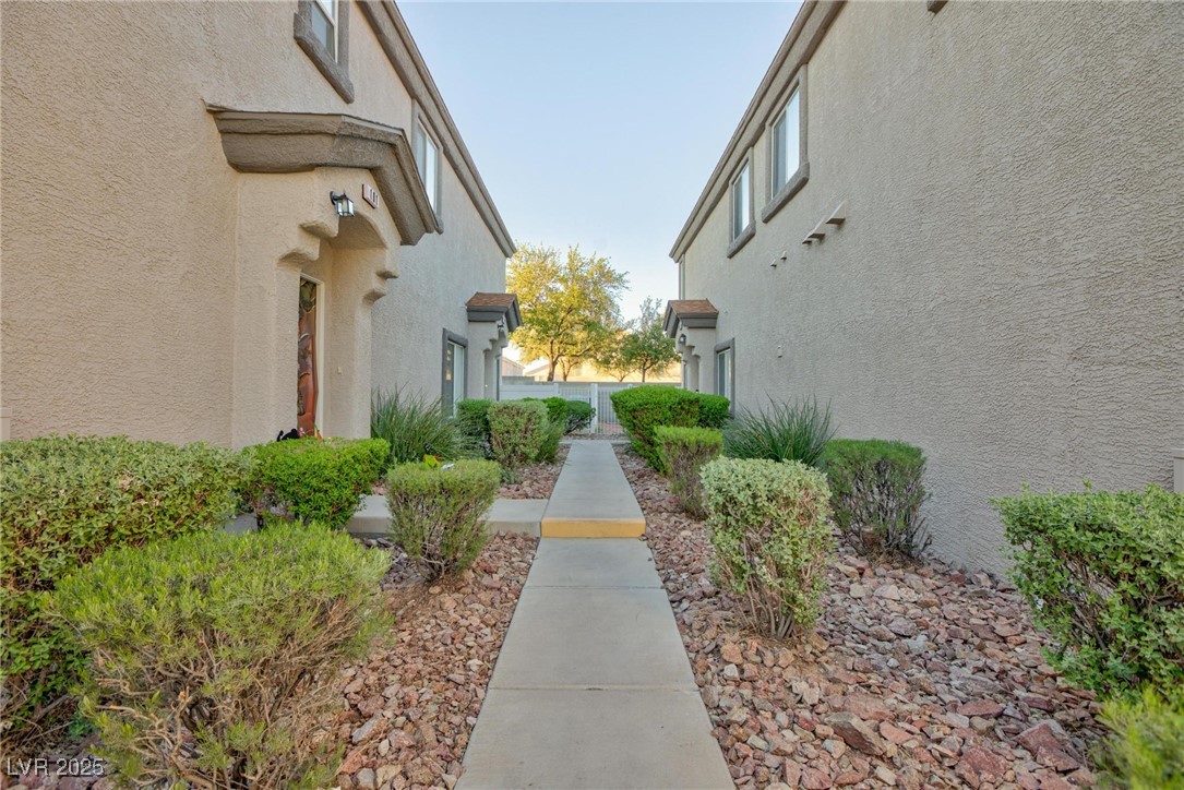 6412 Saddle Up Avenue 102