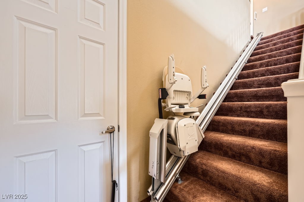 215 Sunset Shower Drive, Henderson, Nevada image 17