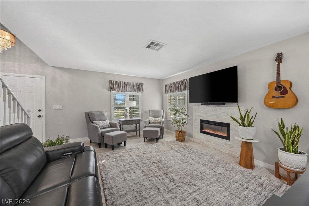 8212 Diamond Star Court