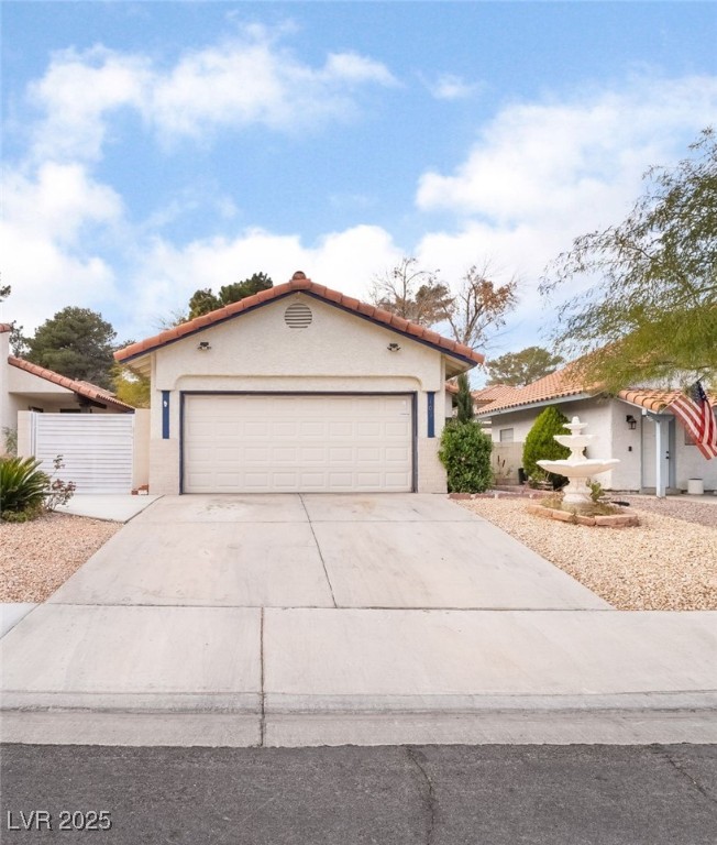 Henderson, Nevada 89074, United States, 2 Bedrooms Bedrooms, ,2 BathroomsBathrooms,Residential,Active,80484