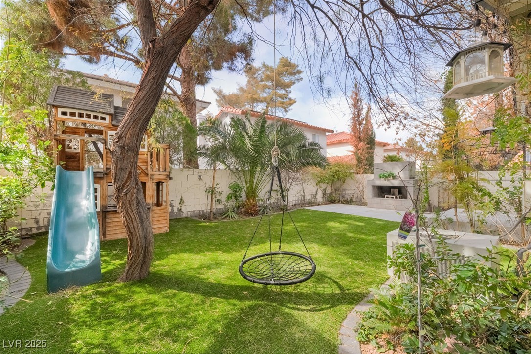 Henderson, Nevada 89074, United States, 2 Bedrooms Bedrooms, ,2 BathroomsBathrooms,Residential,Active,80484