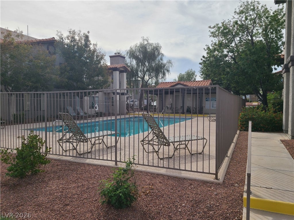 1575 E Warm Springs Road 1523