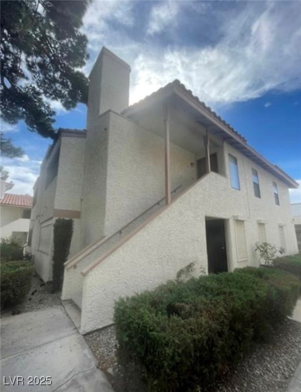 Properties 1 1321 Del Mar Street 4