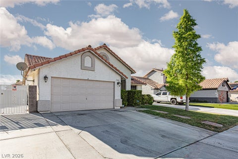 Homes For Sale - 5008 Deep Forest Drive<br/> Las Vegas, NV 89130
