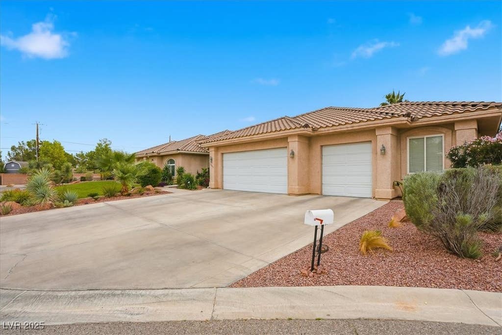 Photo of 5865 N Juliano Road, Las Vegas, NV 89149 (MLS # 2734821)