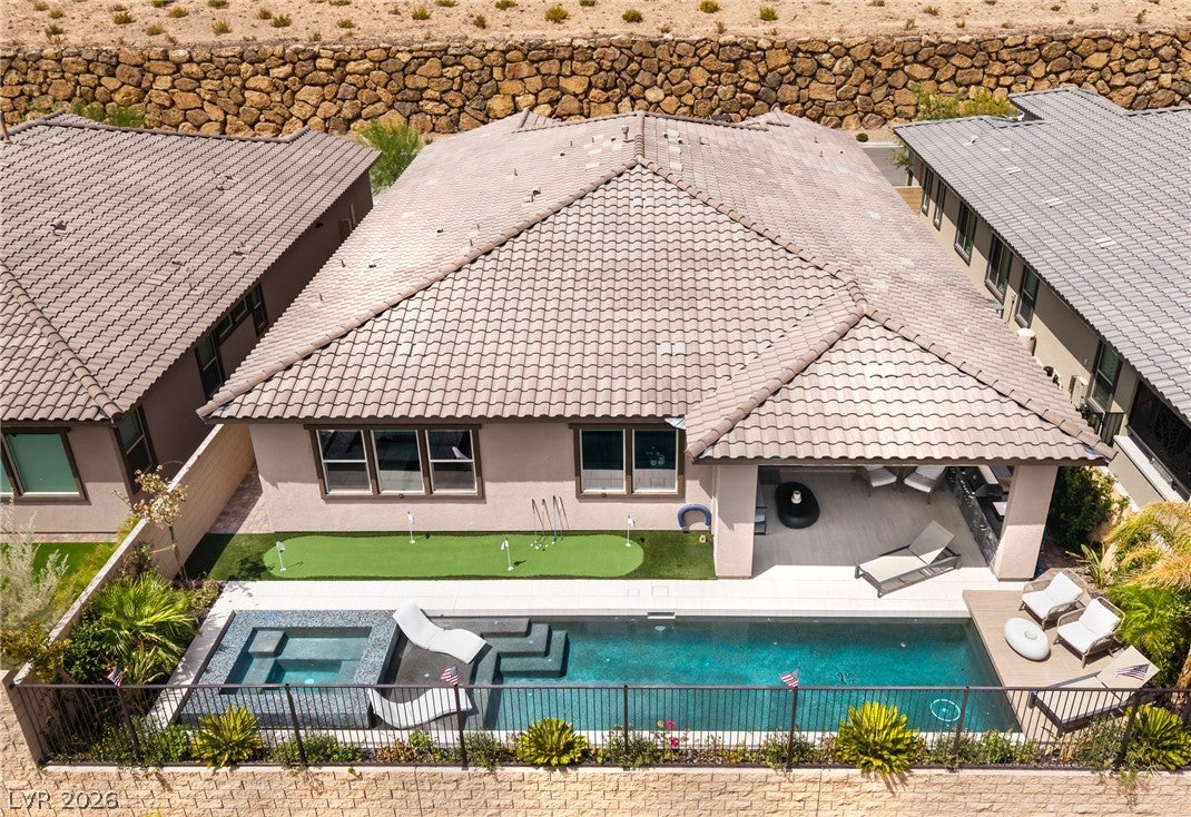 21 Faro De Marbella Court