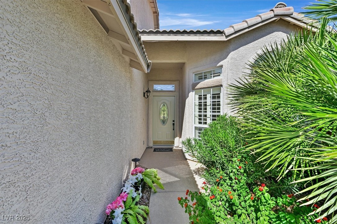 5104 Burr Oak Drive