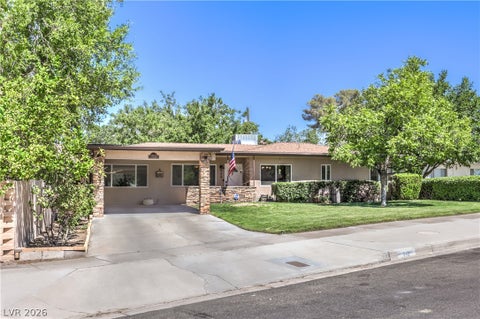 Photo of 712 Aztec Place, Boulder City, NV 89005 (MLS # 2820101)