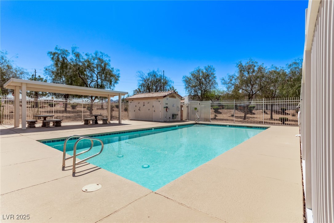 730 Peregrine Falcon Street, Henderson, Nevada image 33