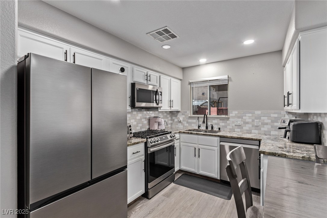 730 Peregrine Falcon Street, Henderson, Nevada image 3