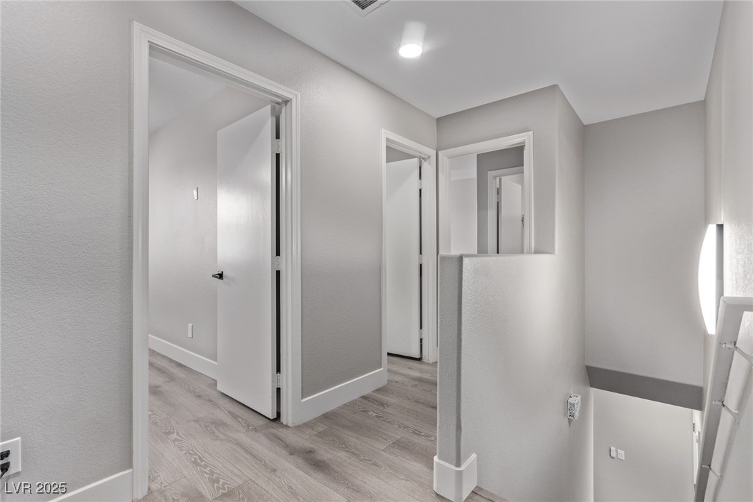 730 Peregrine Falcon Street, Henderson, Nevada image 9